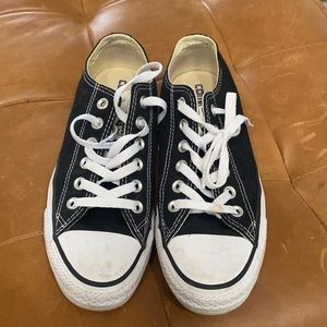 Black converse, Women’s Size 7